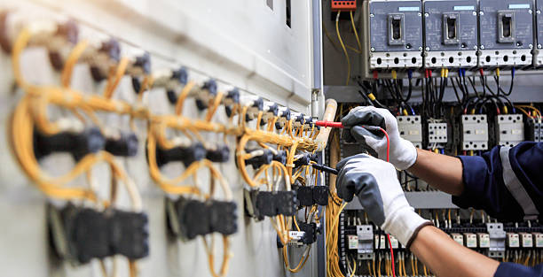 Professional Electrician technician working in Thibodaux, LA